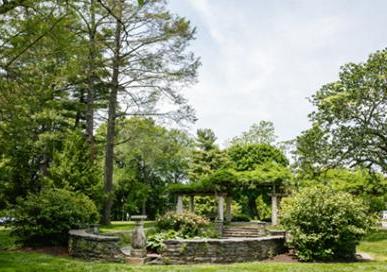 Bryn Mawr's Sunken Garden